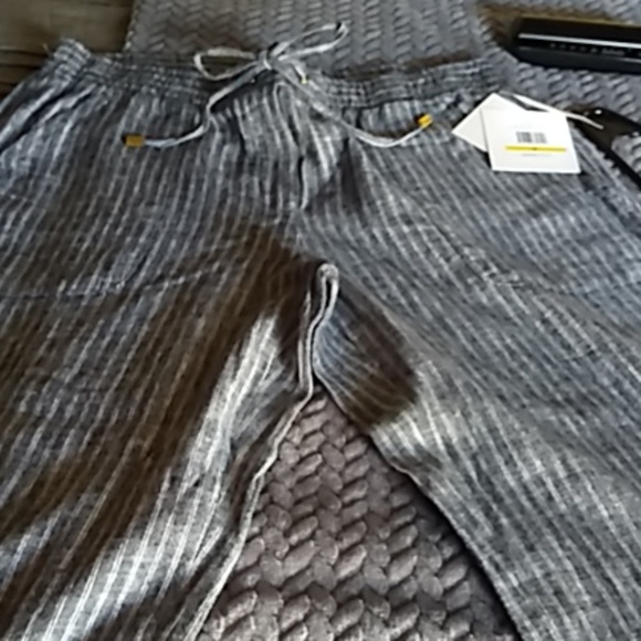 Pant - Picture 1 of 2